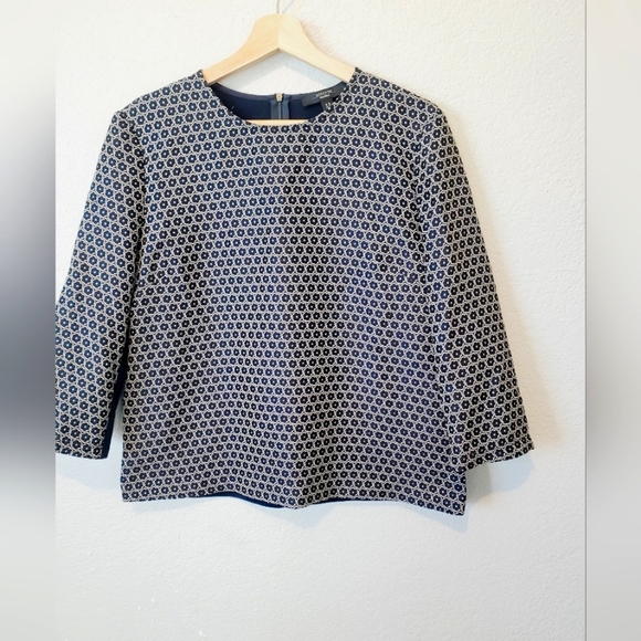 Weekend Max Mara Blue and White Patterned Blouse - Picture 2 of 5